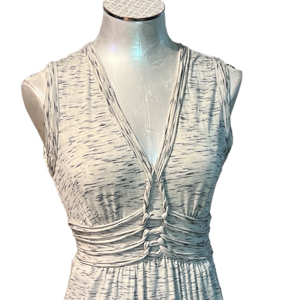 Max Studio Women’s knit Dress Vneck sleeveless Boho braided detail size Small - Picture 13 of 15